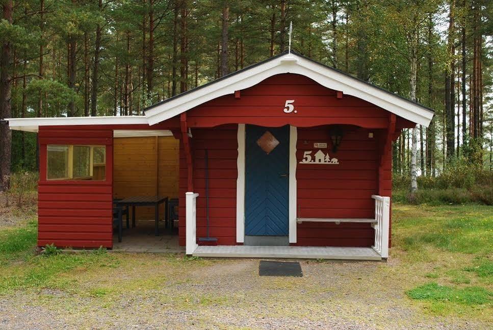 Hyltena Stugby ヨンショーピン エクステリア 写真